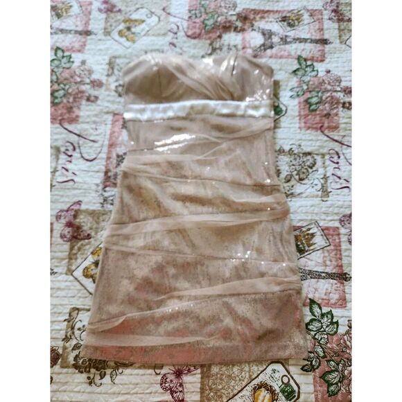 Windsor Dresses & Skirts - Windsor Women's Strapless Sequin Gold Color Mini‎ Dress Zipper Closure Size S